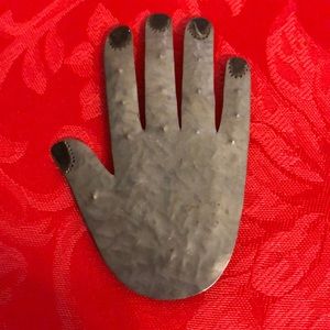 New Mexico artists’ metal-pressed pin